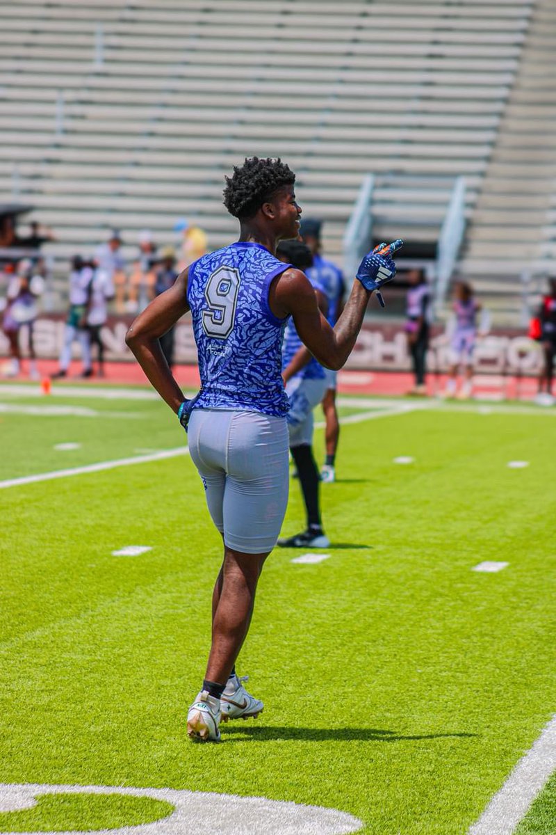 1dhawk's tweet image. im the💎in the dirt that ain’t been found 💥#MRDOITALL