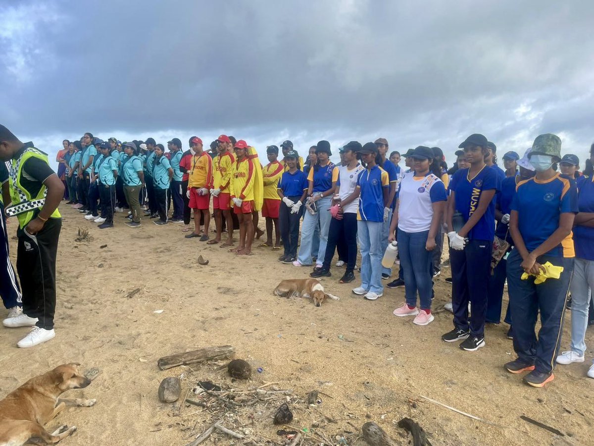 Deputy High Commissioner <a href="/LisaFCDO/">Lisa Whanstall</a> took part in the Mandela Day beach clean up at Crow Island organised by <a href="/SAHCom_Colombo/">South African High Commission Colombo</a> and <a href="/CleanOceanForc1/">Clean Ocean Force</a>
 
#MandelaDay2024