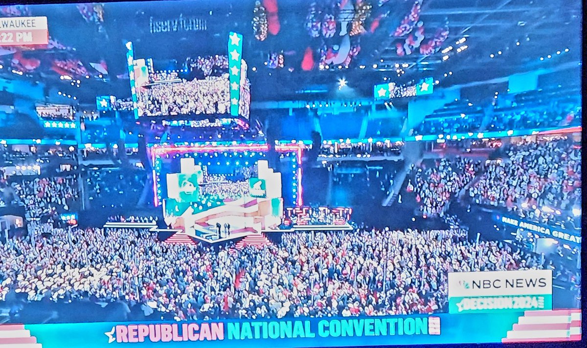 Iam_MyraJ's tweet photo. The #RNCConvention
Looks a lot like the same people that damaged &amp; disrespected the Capitol at the
#January6Insurrection 
They do not represent a diverse America. They look like a whole klan gang. We must do better &amp; we can do better! 🗳💙 #VoteBidenHarris2024 #VoteBlueDownBallot https://t.co/soe5IhopEr