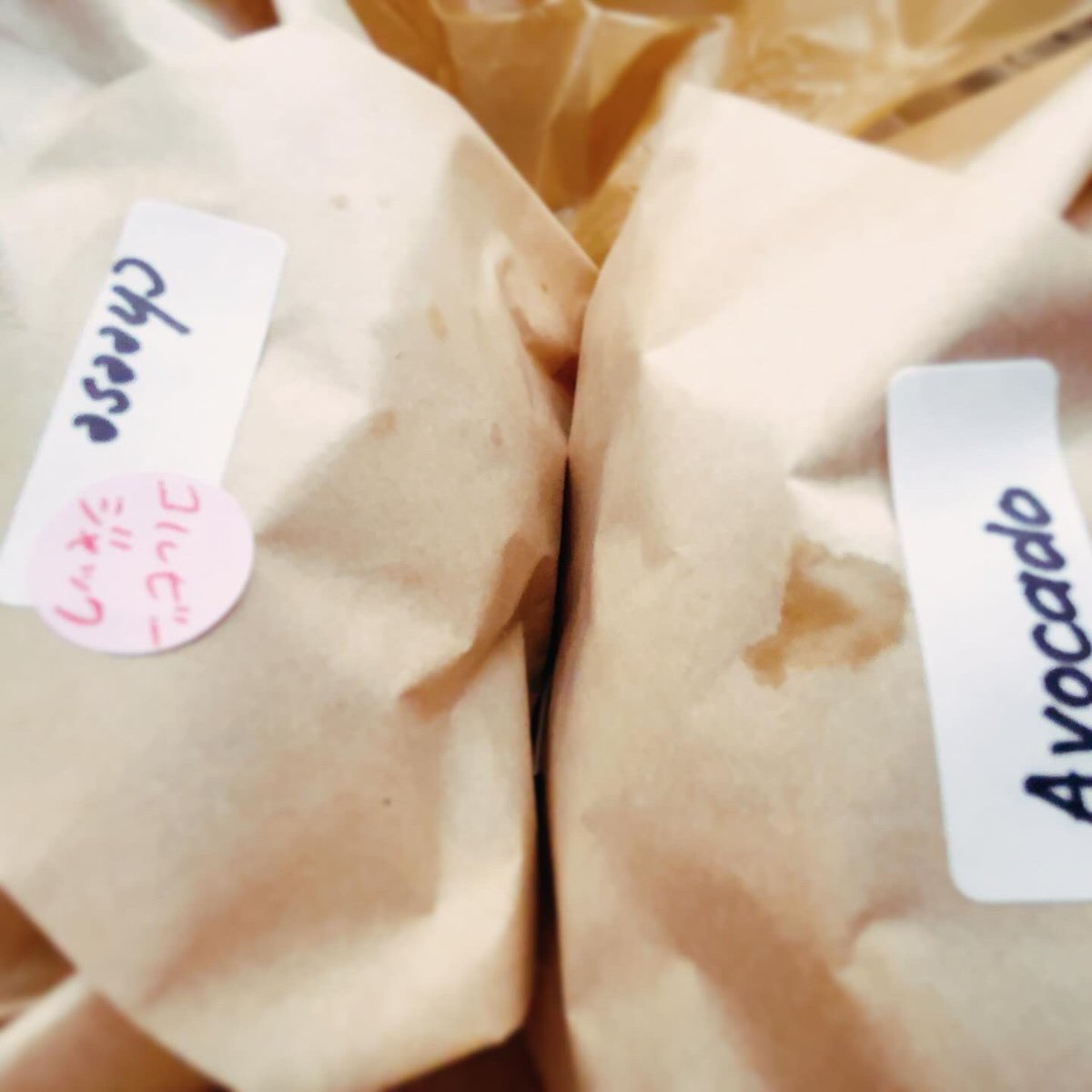 Kajuhiroba's tweet photo. やっとハンバーガー食べれた!
#meetmagic 🍔
#妖精の家 ☕️ https://t.co/XYdTLbre8J