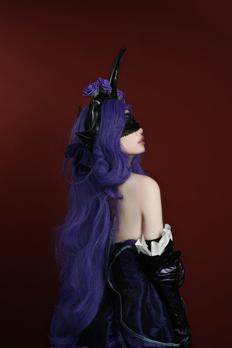 yuandiyna's tweet photo. 「蒙住你的心」

#cosplay #辛��拉 #Syndra #LeagueofLegends https://t.co/MEkXtlELGx