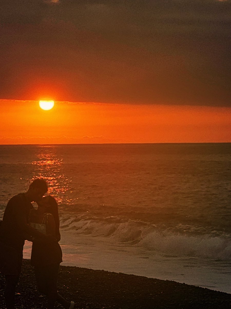kmldizon's tweet photo. 🌅 https://t.co/uYUZnBvUyL