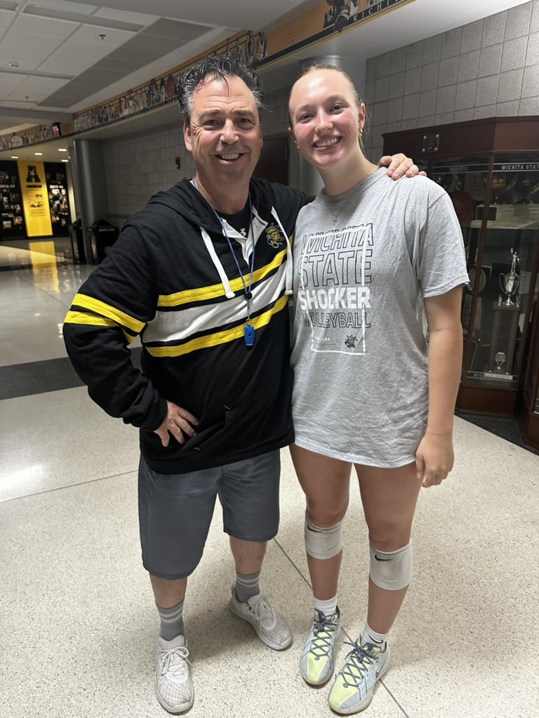 Emma Pastusic tweet media