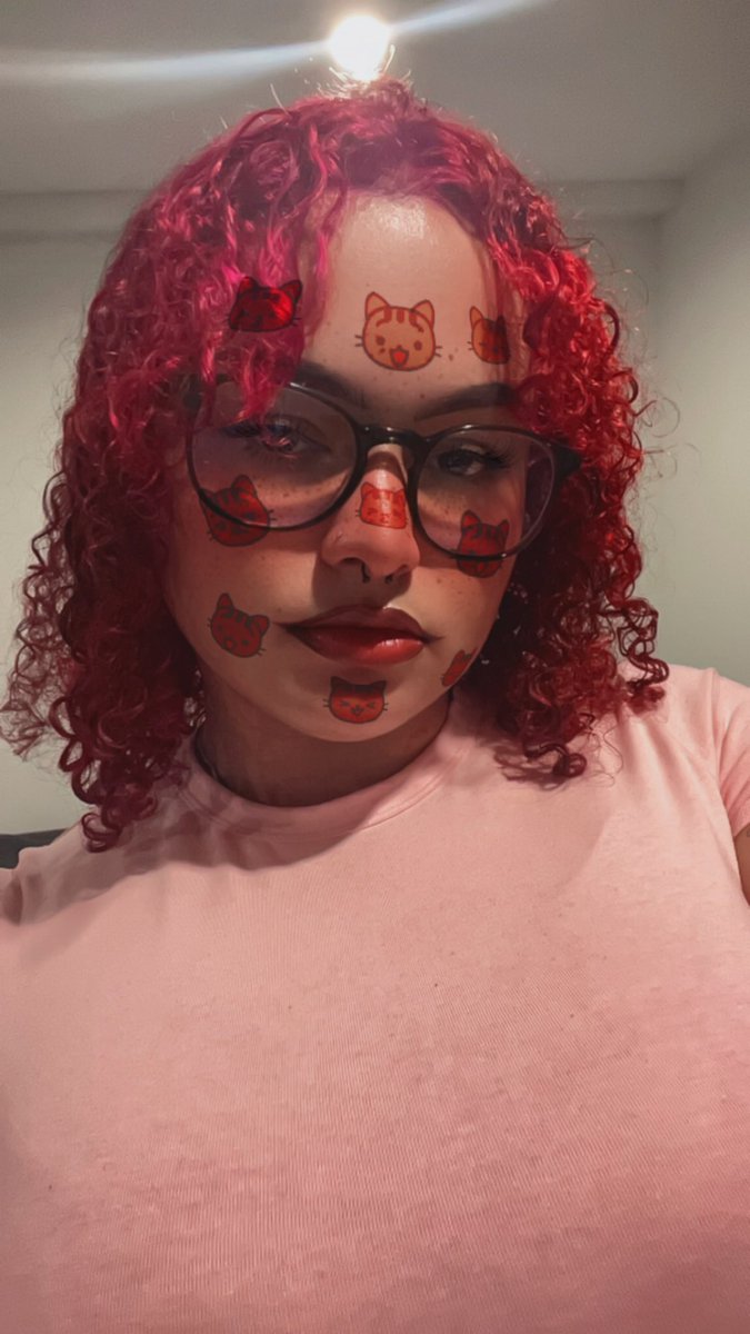 milkval_'s tweet photo. i love bright hair >_> https://t.co/x1z4TDeRqb