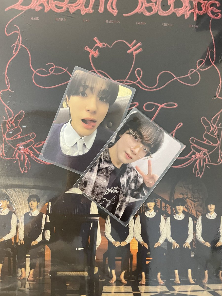 jjnomon's tweet photo. aaaaa pull jeno melet lagi😭😭😭 niatnya gamau buka albumnya tpi albumnya pas sampe kesobek dikit pas diambil pc nya dapet jeno😭😭😭🫶🏻🫶🏻🫶🏻

thank you kak @leochingu 🫶🏻 https://t.co/zYcG8s6lGu