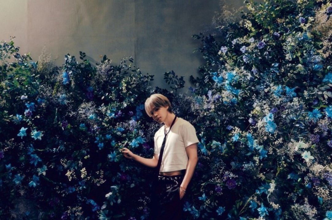 jnfication's tweet photo. — 📸 | Fotos exclusivas de #JIMIN para MelOn de su nuevo álbum "MUSE"

#Jimin_MUSE #Jimin_Who https://t.co/bnvHELyJ5C