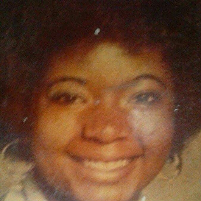 poodabear3_'s tweet photo. it’s my baby birthday🥹i miss and love you so much #LLCHUCKY💛 https://t.co/hHRc8R6uql