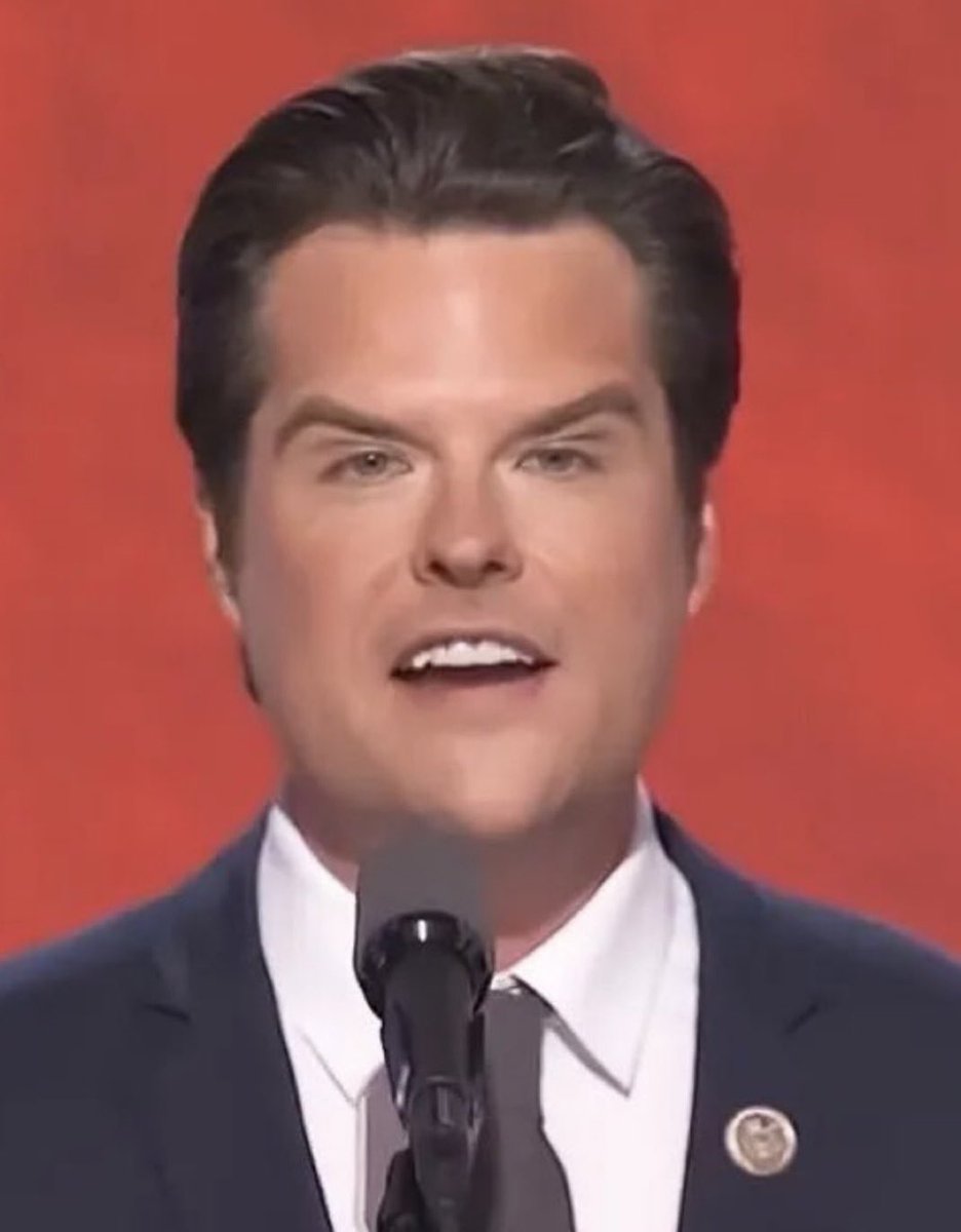 gazunkles's tweet photo. Someone should tell @mattgaetz that his eyebrows are erect.
Seriously, he can't even cover his top teeth! He got a BBL on his face
#GAETZFACED https://t.co/EQ2LrdaIIz