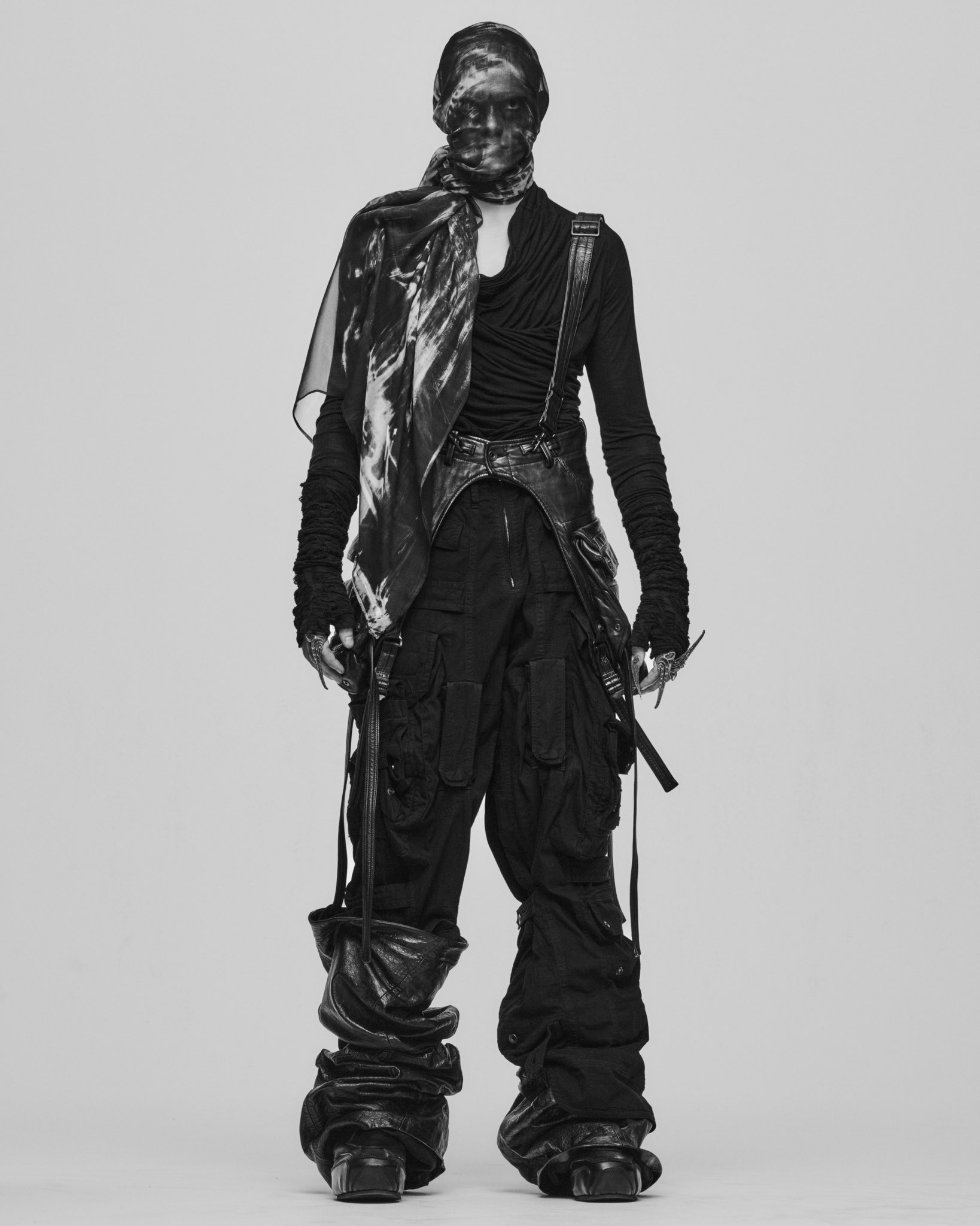 パンツ 747PAM3 JULIUS PRE-FALL 2021 パンツ 747PAM3 JULIUS PRE-FALL 2021 747PAM3 JULIUS PRE-FALL 2021