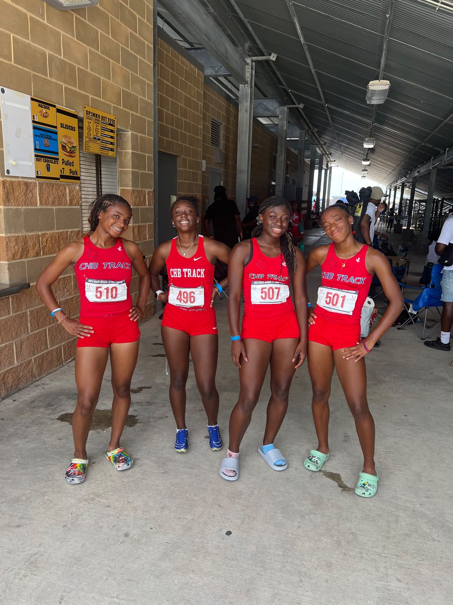 raemarierunz's tweet photo. 7/6-Girls 4x400m Relay 15-16
USAT Region 12 @CedarHillBlaze
59 Split
4x4 final- lane 2 (red top/red Bottom)
#headedtojuniorolympics #4x400 #summertrack #usatrackandfield #explorepage #trustingtheprocess https://t.co/OIsXxXyt9a