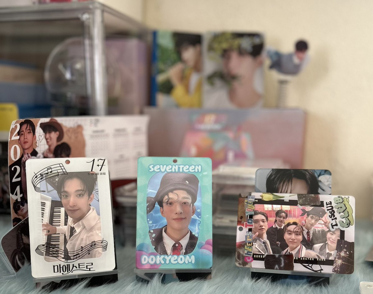 dk_bread's tweet photo. thank you, @dokyeomieblue π«Άπ» nahihirapan na ako mamili ng cahol ngayon π #dkblue_proofs https://t.co/iQyjOLQzCH
