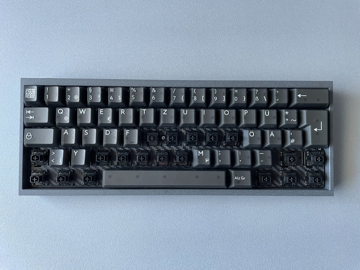 New build: Rakka H60 #8000hz PCB in @KBDfans Tofu60 E-coating