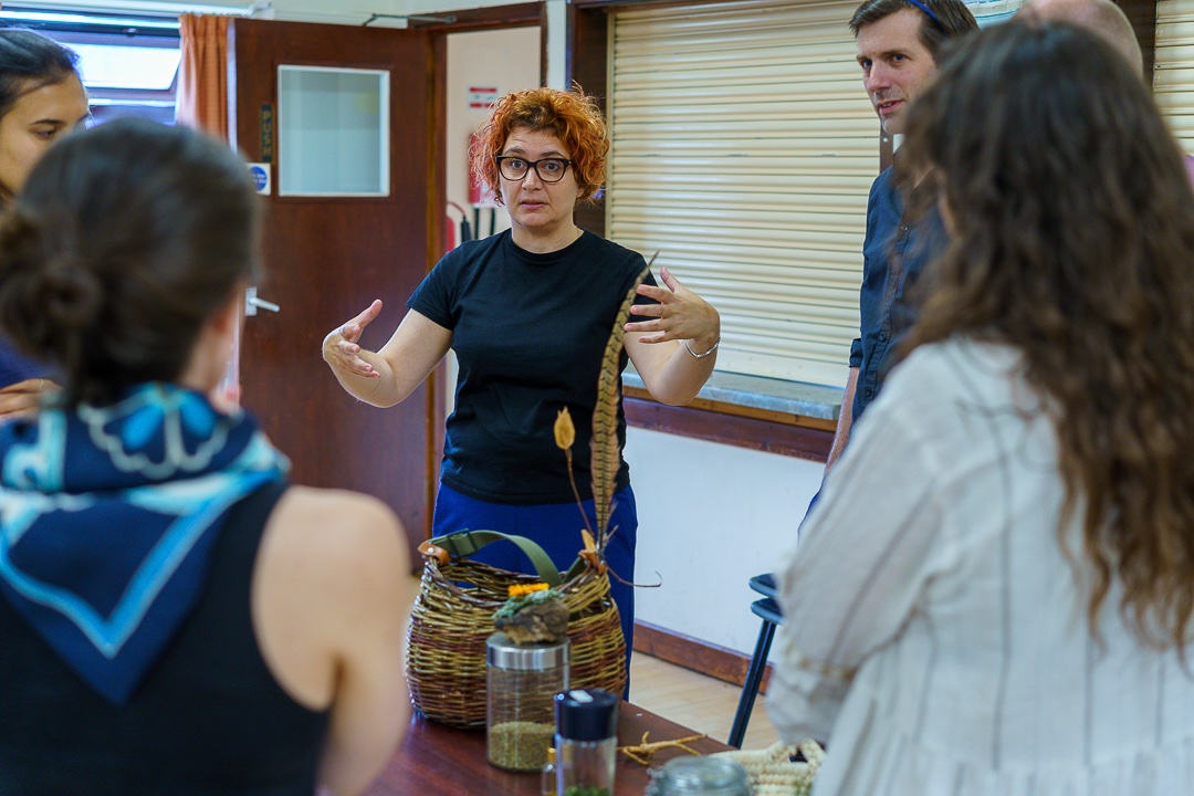 Two years of Atom &amp; Luna! 🙌

Our latest blog 'From Wrabness to National Tour' celebrates our love of making theatre in Tendring. 

We're back at it too with the Atom &amp; Luna returning to take on UK wide tour.

Take a read 👉funnelwicklimb.com/blog/two-years…

(Photos from the 2022 tour)