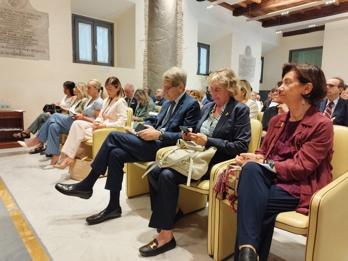 Alon Bar tweet media