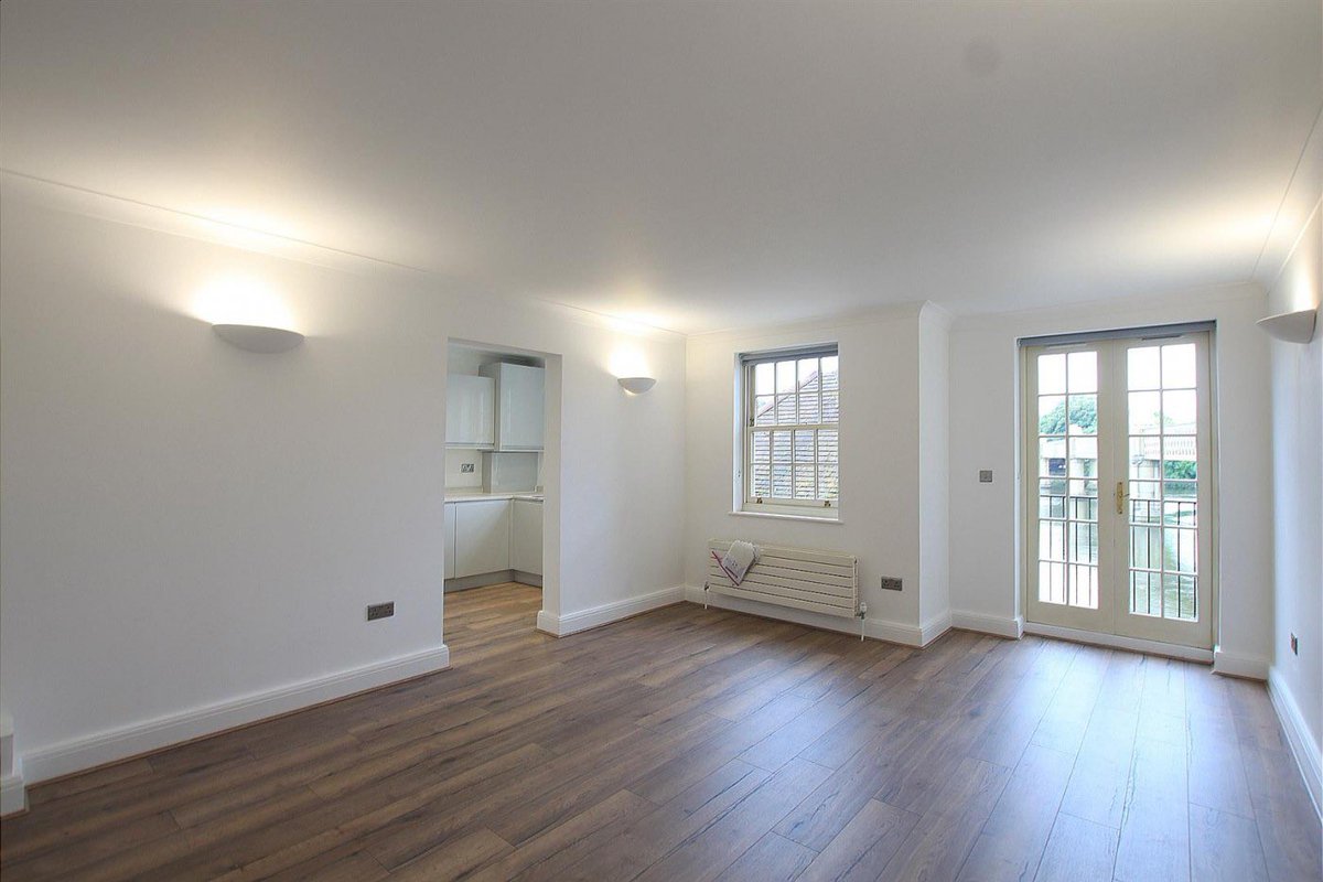 DBK Estate Agents tweet media