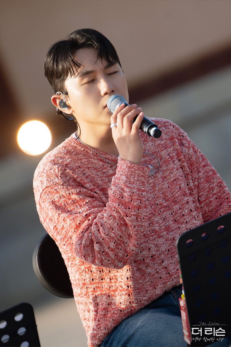 '가족과 함께한 시간'으로 펼쳐진,
부여에서의 힐링 버스킹 현장을 담았습니다😉📷

SBS '더 리슨: 너와 함께한 시간'

#임한별 #ONESTAR
#SBS #더리슨 #더리슨_너와함께한시간 #TheListen #TheListen_EveryMomentwithYou