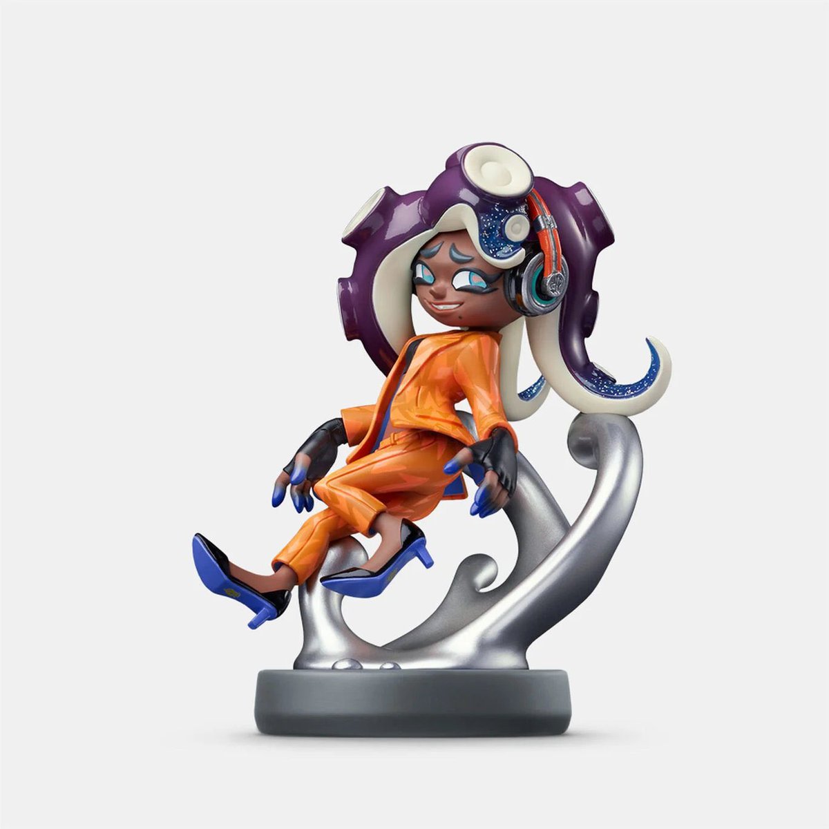 AltinJeton's tweet photo. 5 Eylül’de çıkacak olan yeni Splatoon Amiibo’lar. Marina ve Pearl ile Callie ve Marie https://t.co/JeffBoviah
