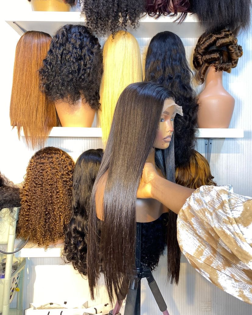 Feyisparkles's tweet photo. 22” Bonestraight with matching 5by5 closure is available for N400,000 (250g).
Kindly help me Rt🙏🏿 https://t.co/Y2hkbOFBHi