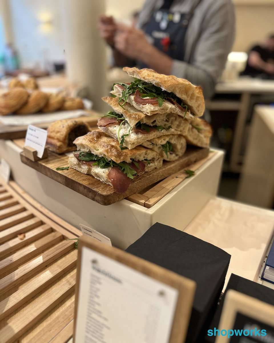 shop_works's tweet photo. Exploring Watchhouse in Marylebone, London. A simplistic yet creative popular Café destination.
https://t.co/9H3j5qhmGg
#shopworks #makingshopswork #benchmarking #cafe https://t.co/GFPwvHSYPL