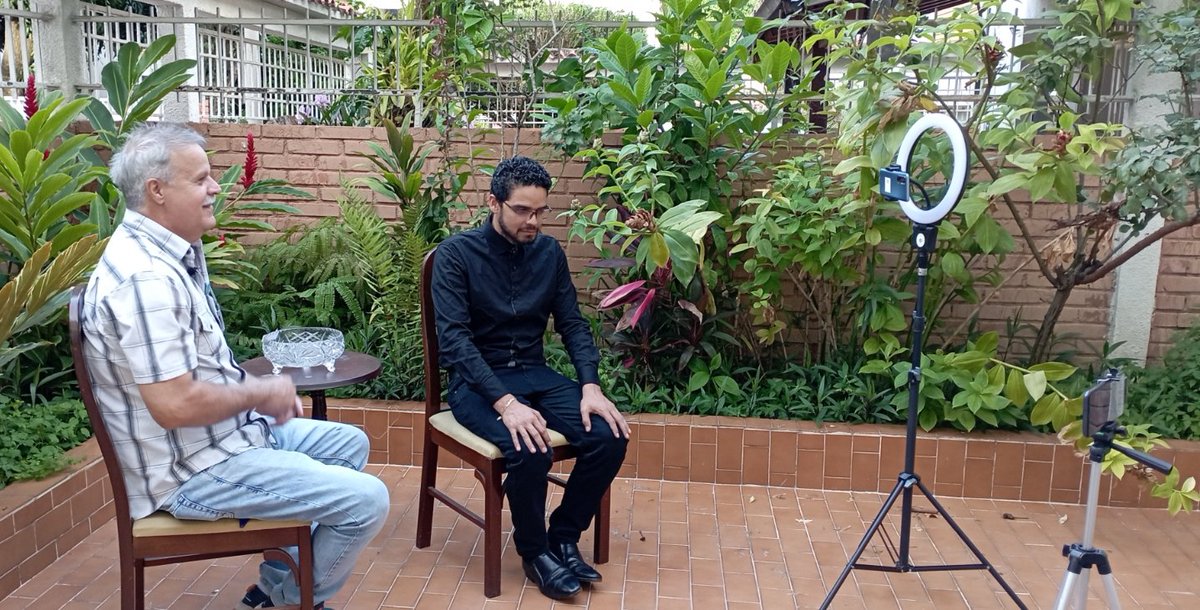 Hoy viernes #19dejulio a las 7pm tenemos una nueva cita en @confesionesde2 con el actor venezolano @cesarbencid 🔥

Te invito a suscribirte a mi canal de Youtube "Televisión El Yoquero" <a href="/tv_elyoquero/">Televisión El Yoquero</a> 😍🪄❤️ #LosLeo
.
🎥 @yraa_23
.
#Elyoquero #Caracas #Venezuela #EstadoSucre #Yoco