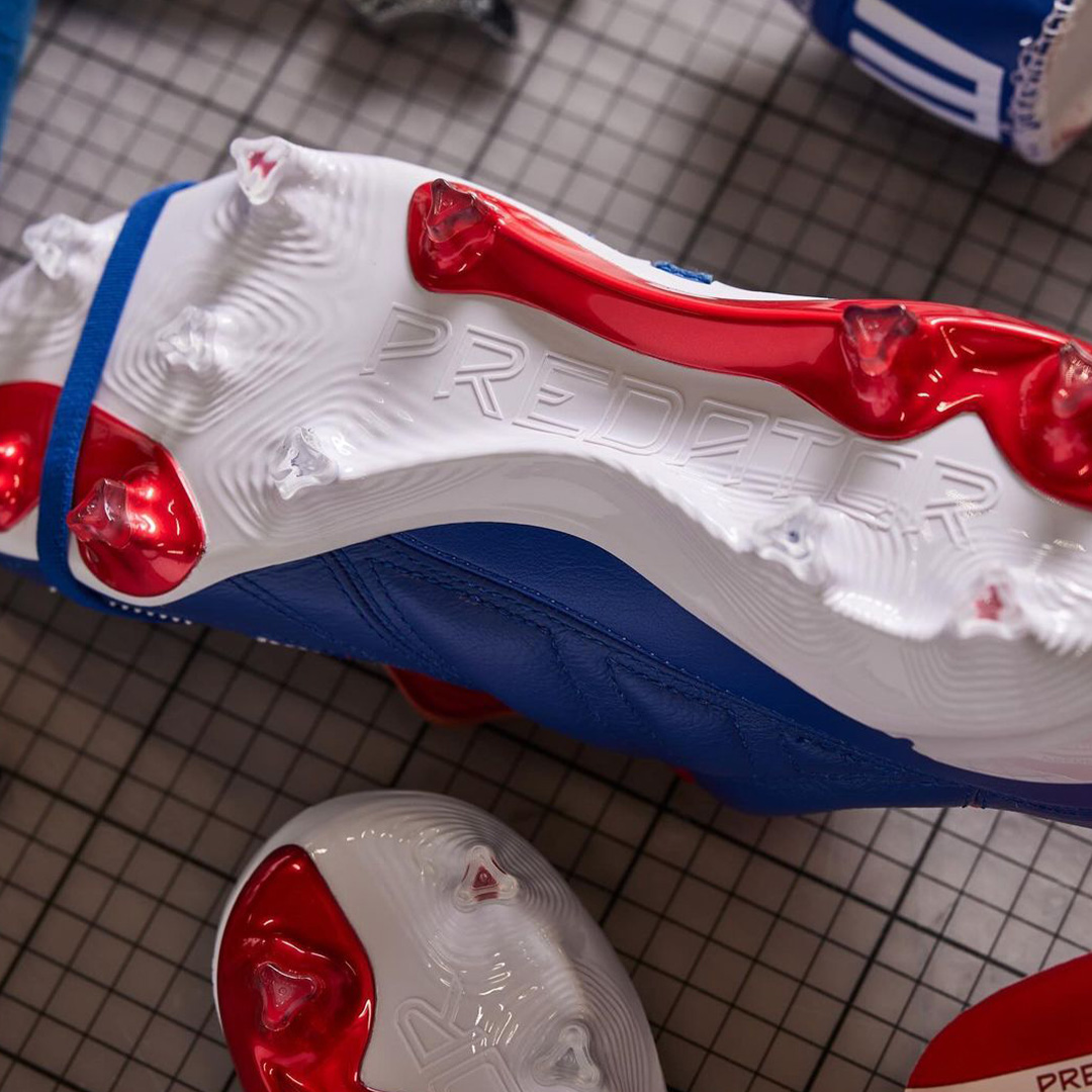 Football_Boots's tweet photo. 💙Japan Blue Predator Mania is back❤️ - Available on 7/29🎯
-
More about the remake here: https://t.co/EEG0YoGtO3
-
#adidasfootball #adidaspredator #predatormania #footballboots #soccercleats https://t.co/YhuZ2DApej