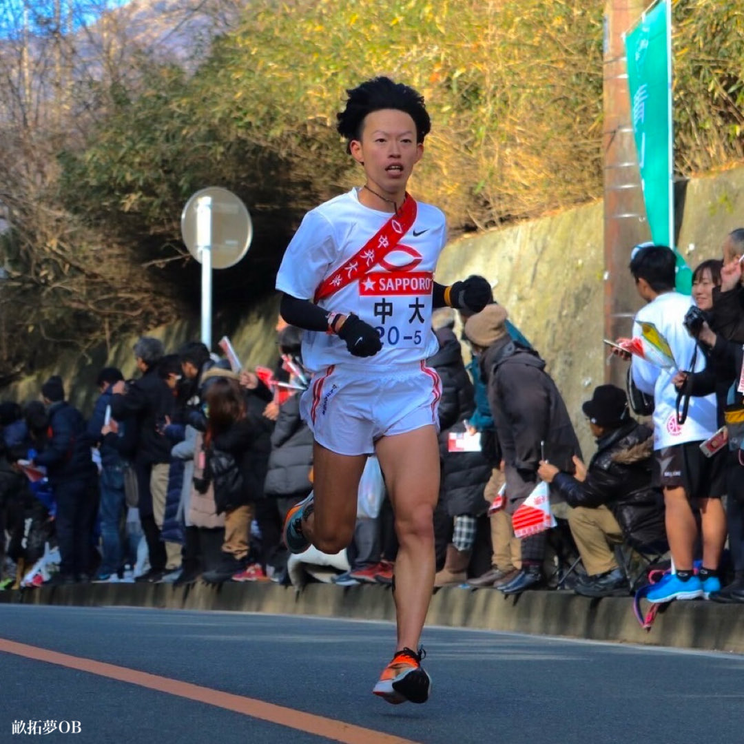 chuo_tf's tweet photo. 【長距離ブロック】
Summer Night Run Festival in CHUO
まであと7️⃣日！！！

レースでPM(ペースメーカー)を務めてくださる予定のOBを紹介いたします🙌

第3弾は…令和3年卒
畝拓夢選手と川崎新太郎選手です！！！ https://t.co/vYCzA619Tn