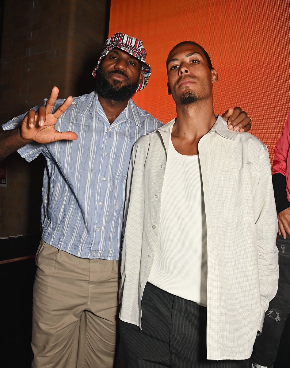 LFC's tweet image. LBJ x VVD 😎📸