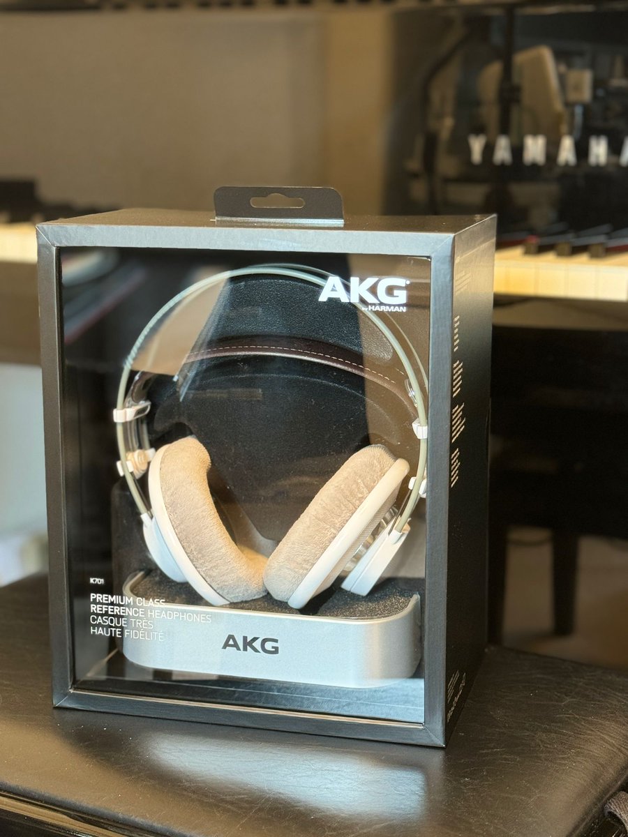 iamaimsk's tweet photo. 🎧NEW HEADPHONE #澪ホン #K701
AKGはパッケージからして美しい✨
Finally got my hands on #K701 which is said to be “Mio Akiyama”’s model from K-On! That's so beautiful like jewelry 💍 https://t.co/Cbj0kyPWN0