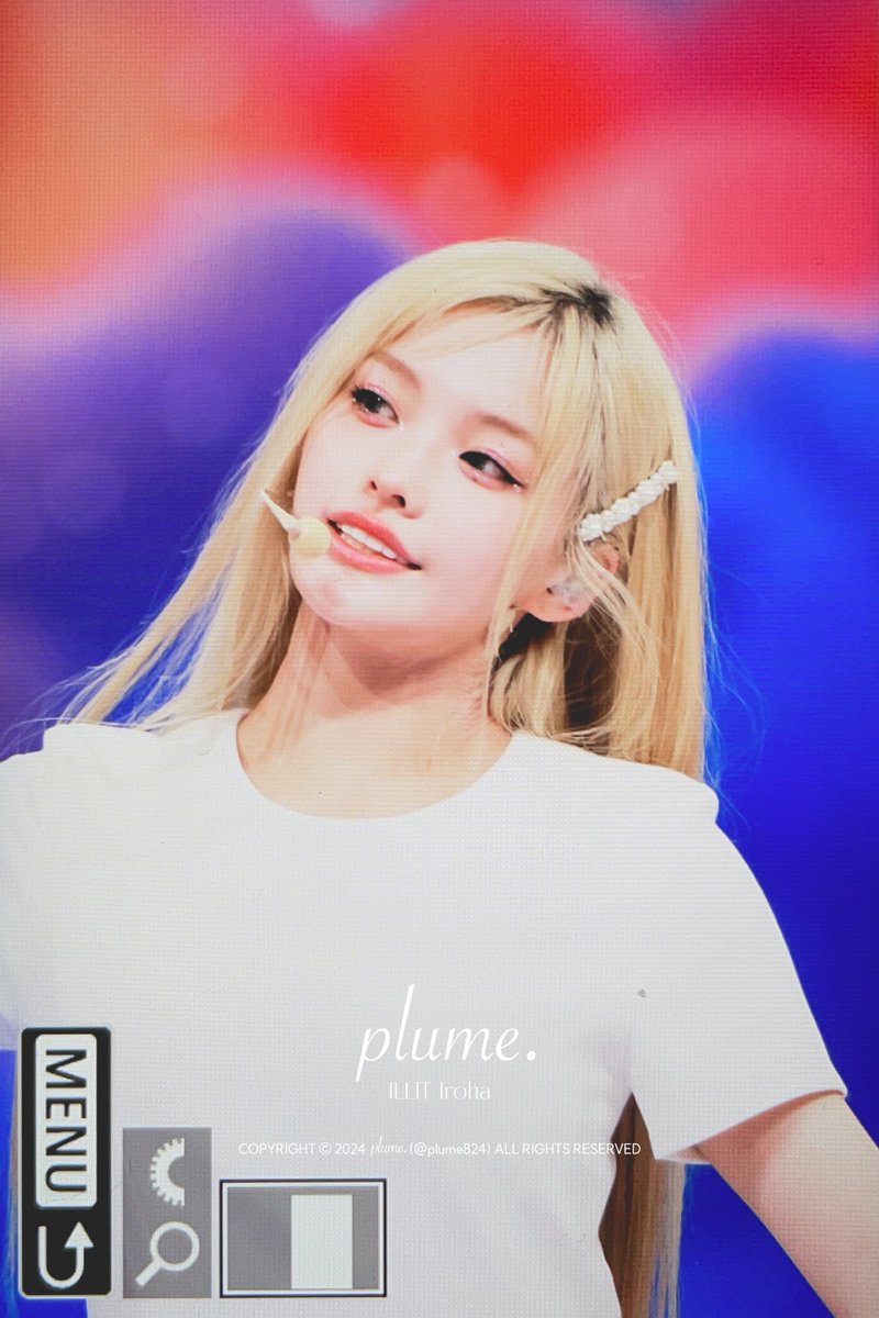 IROHA at Tencent Music Award - Iroha ILLIT menerima penghargaan