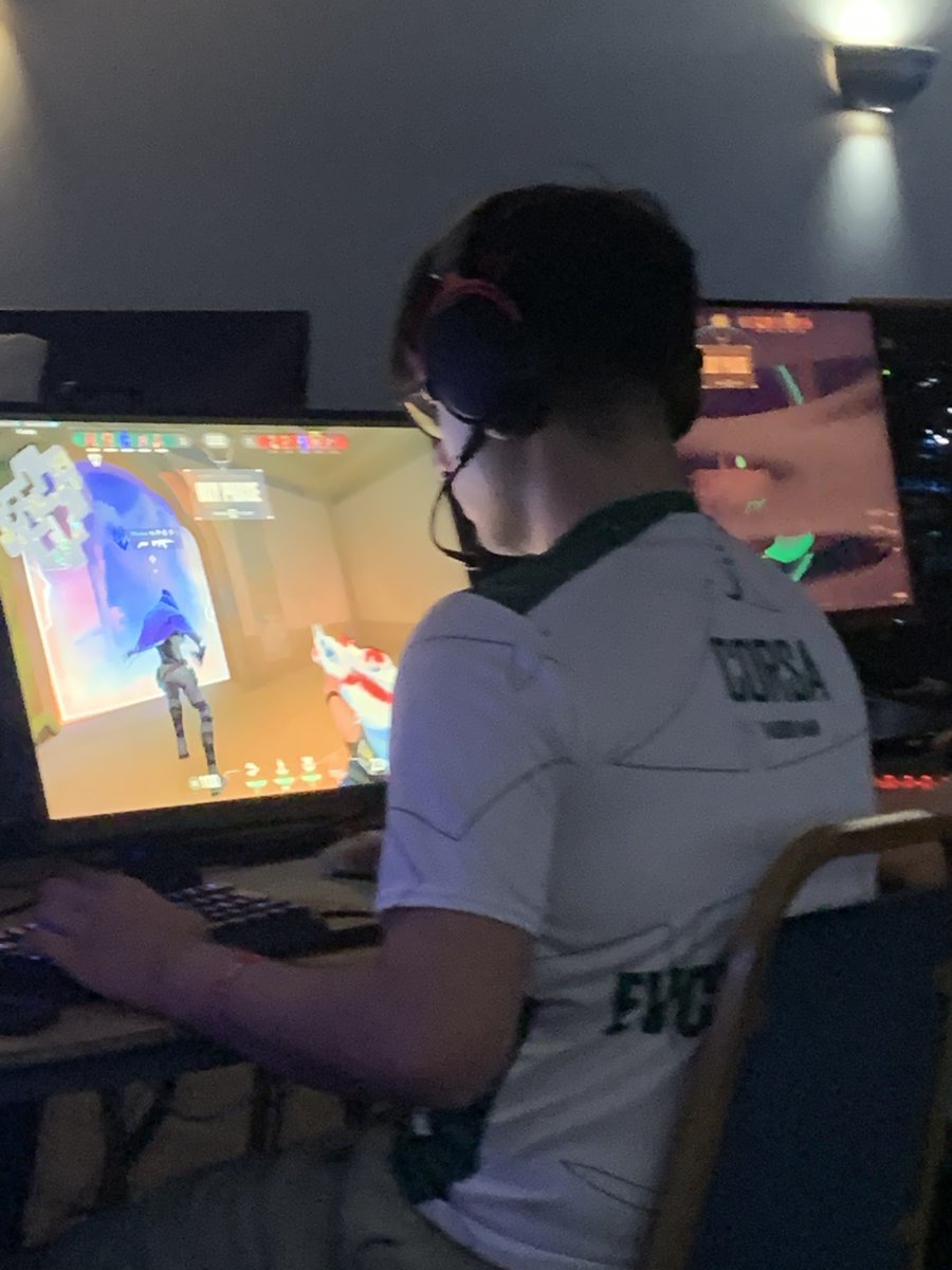 TeamOasisWorld's tweet photo. Next game is against Kitchen Escapes, can Verde escape the Kitchen too! #GoVerde
Sponsored by @EVCtournaments https://t.co/XFefZVt0zb