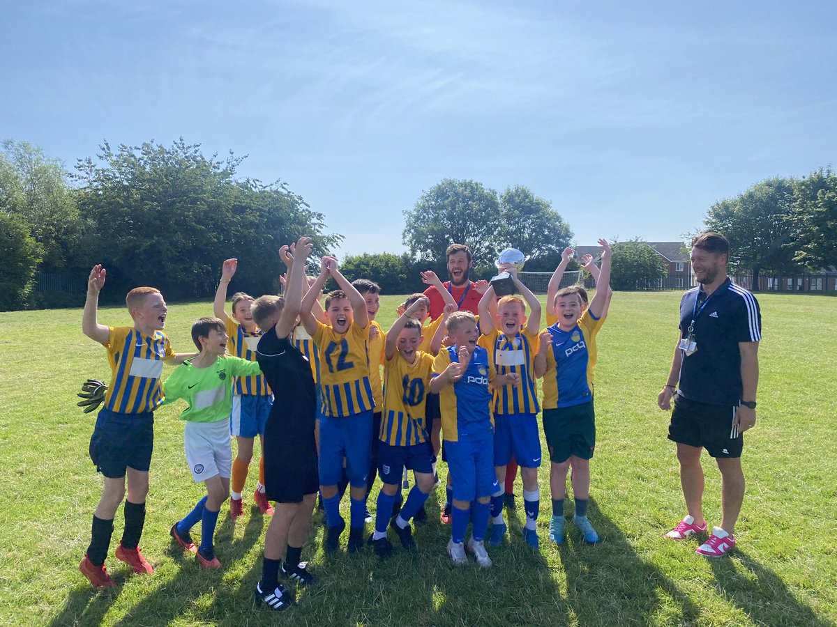 St Benet's tweet media