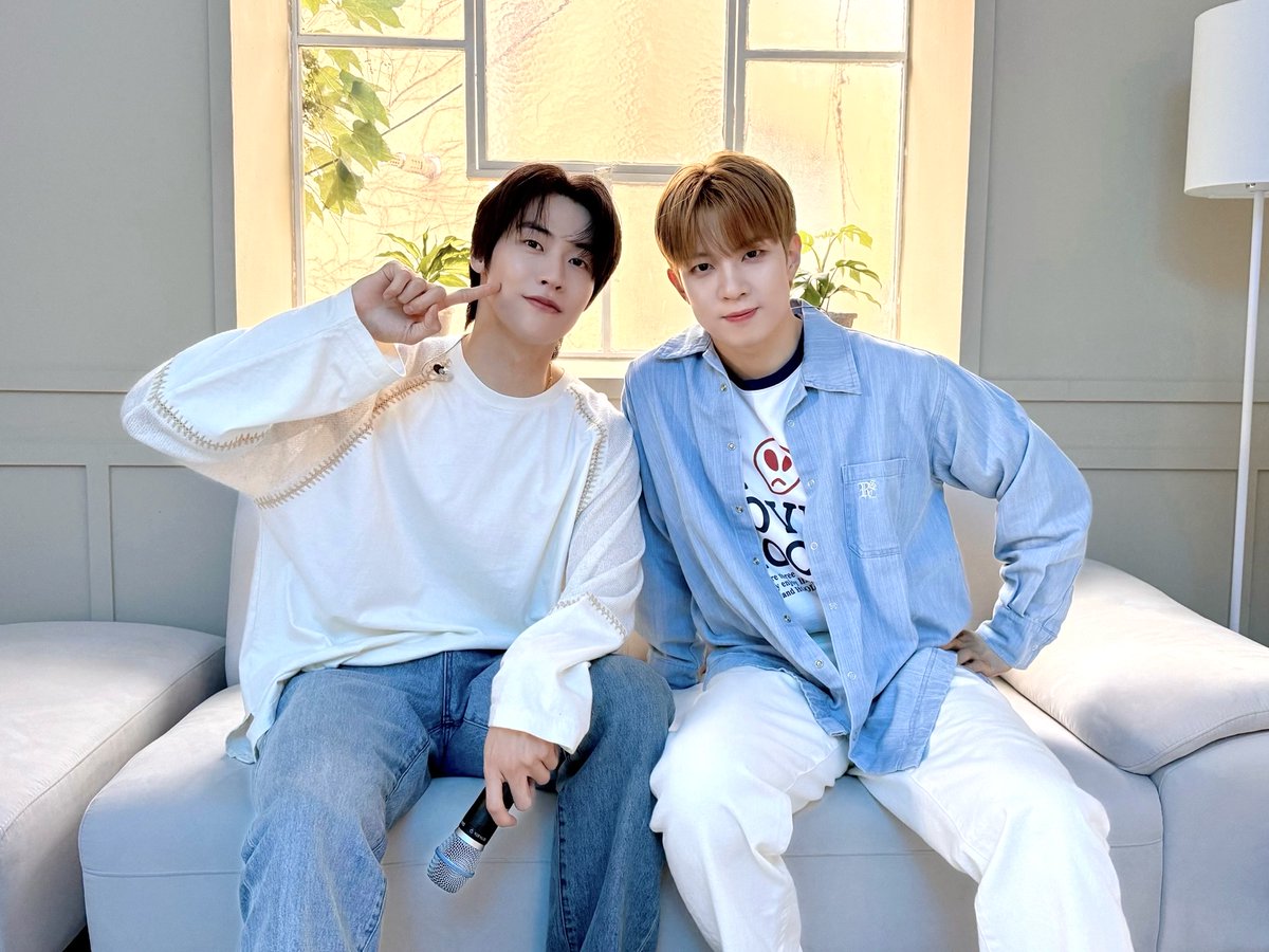 NFlyingofficial's tweet photo. [📸] 딩고 뮤직 100초(100SEC)

⚡ https://t.co/gWqlXRII2X

#NFlying #엔플라잉 https://t.co/TATUUM6SDq
