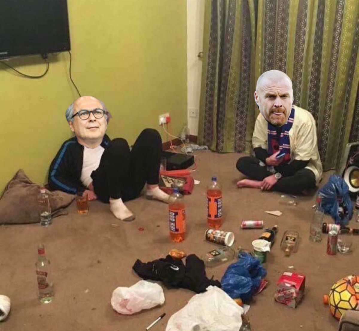 ben_youd's tweet photo. @Everton Bell them Qataris again lad https://t.co/gKkDo9ahMH