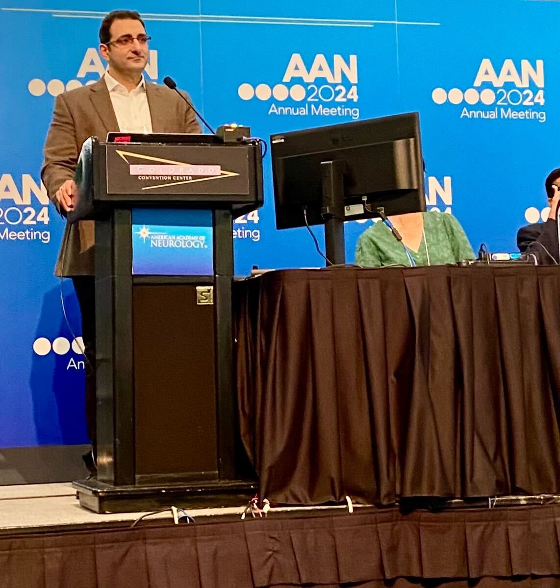 Neu Health (@neu_health) on Twitter photo Co-Founder and CMO, Kinan Muhammed shares how <a href="/Neu_Health/">Neu Health</a> can remotely measure changes and predict clinical outcomes in Parkinson's and dementia at this year's <a href="/AANmember/">American Academy of Neurology</a> conference.
neu.health/aan-2024
#Parkinsons #dementia #digitalhealth #healthtech Co-Founder and CMO, Kinan Muhammed shares how <a href="/Neu_Health/">Neu Health</a> can remotely measure changes and predict clinical outcomes in Parkinson's and dementia at this year's <a href="/AANmember/">American Academy of Neurology</a> conference.
neu.health/aan-2024
#Parkinsons #dementia #digitalhealth #healthtech