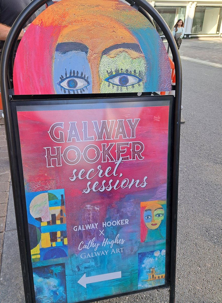 ThisIsGalway's tweet photo. The Secret's Out 😲🙌

@HookerBrewery have created a little pop-up bar at a secret location in Galway city, so you can sample their brews and listen to a few tunes under blue skies! 👌 Book your ticket now to find out where it's at: https://t.co/F7szfqT9X5 https://t.co/E2c1MtVYE8