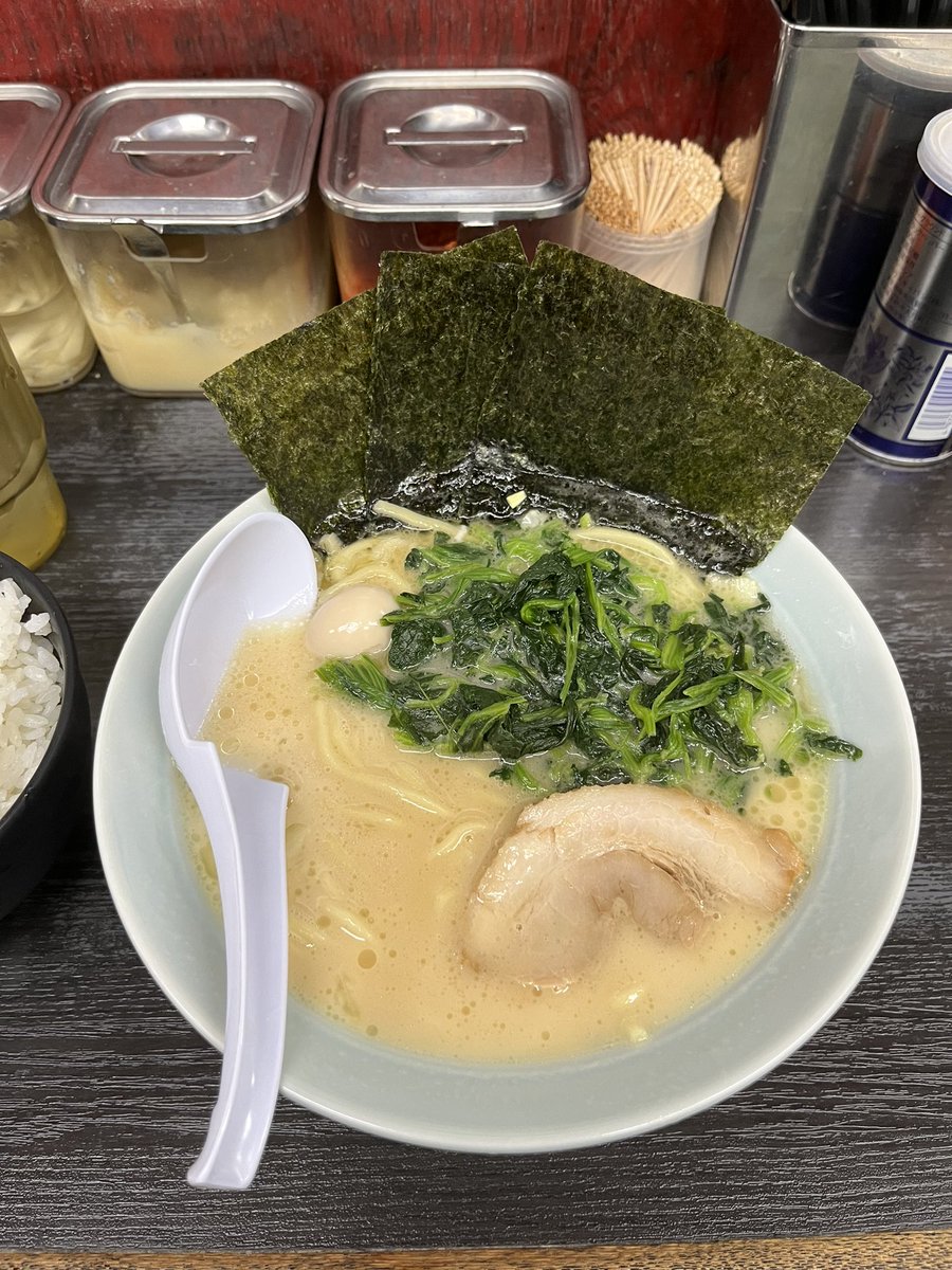 一昨日のラーメン
壱七の日で安かったし安定で美味かった😋