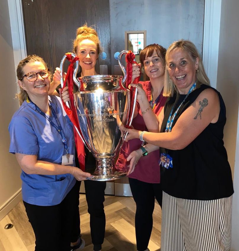 SmileSquadLFC's tweet photo. @livunidentistry Students doing a great job for Smile Squad  at Anfield Stadium today as part of Liverpool city council starting school event @LFCFoundation @AlbadriSondos @LivuniILCaMS @lpoolcouncil https://t.co/KOw23plo7U