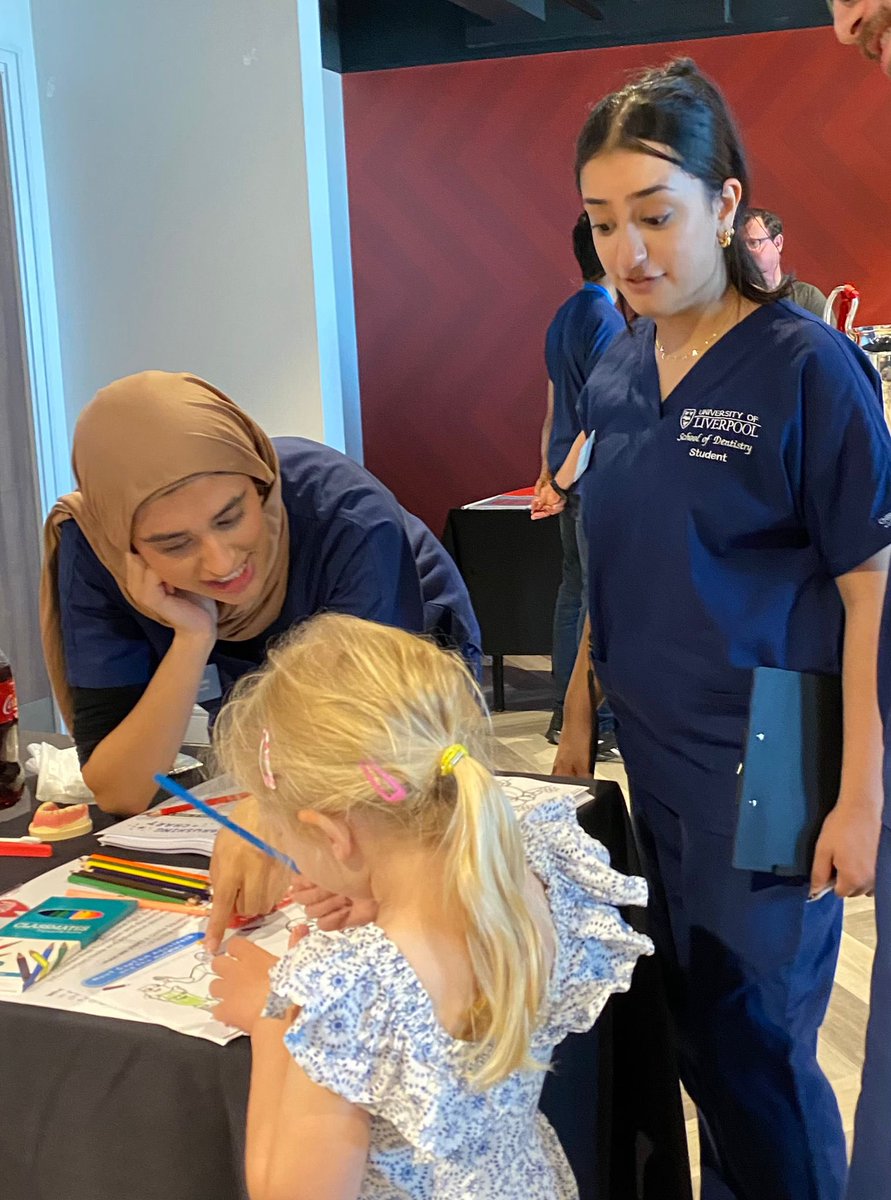 SmileSquadLFC's tweet photo. @livunidentistry Students doing a great job for Smile Squad  at Anfield Stadium today as part of Liverpool city council starting school event @LFCFoundation @AlbadriSondos @LivuniILCaMS @lpoolcouncil https://t.co/KOw23plo7U