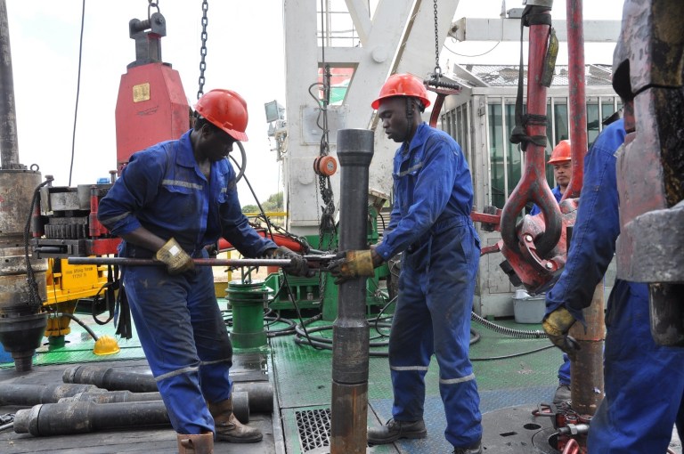 Constafrica's tweet photo. ⚡GDC targets private firm to build 10MW power plants

The Geothermal Development Company (GDC) is looking for an independent power producer to build wellhead power plants of up to 10 megawatts at its Menengai Geothermal field in Nakuru.

Wellhead technology enables firms to generate power directly from a geothermal steam well that is undergoing tests or that is awaiting connection to a permanent power plant.

While a geothermal power plant is run by steam piped from multiple wells, a wellhead utilises steam from just a single well.

Once the main plant is fully constructed, the wellheads are removed and moved to different stations, so that steam from the wells can then feed into the main plant.

Wellhead plants are easier and less expensive to build compared to a full geothermal power plant, meaning they can be used to generate power much more quickly.

GDC said that the independent power producer (IPP) will utilise the geothermal wellhead power plant for captive power generation with an option of the net electricity output sold to Kenya Power.

“GDC shall supply steam and brine for equivalent to 5 to 10 megawatt (MW) for conversion by the Geothermal Wellhead Power Plant,” said the company.

GDC seeks to fast-track the construction of the project and is eyeing testing and commissioning of the wellhead plant between June and December 2026.

“Under this arrangement, therefore, billing shall be based on energy supplied to the grid or utilised in captive generation as the case may be.”

GDC is planning to utilise the wells drilled in the three-phase development of the Menengai field.

In the first phase, three IPPs have been contracted to each build a 35MW on a Build Own Operate model.

The first IPP is Sosian Menengai Geothermal Limited, which is linked to former Baringo Senator Gideon Moi, last year completed its 35MW plant that is currently supplying power to the grid.

The second IPP, Globeleq Menengai Geothermal Limited has started construction of a 35MW power plant.
GDC has so far drilled over 50 geothermal wells in the field.