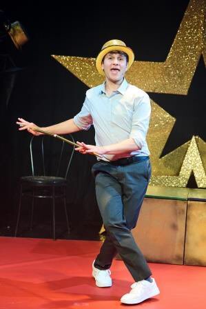 LikeAMusical's tweet image. It’s our antepenultimate day at @KingsHeadThtr in London! We’ve One show Tonight, another Tomorrow, and another The Day After That - and then we’re Moving On to @EverymanCork like a Bat Out Of Hell!
(📷: Geraint Lewis)