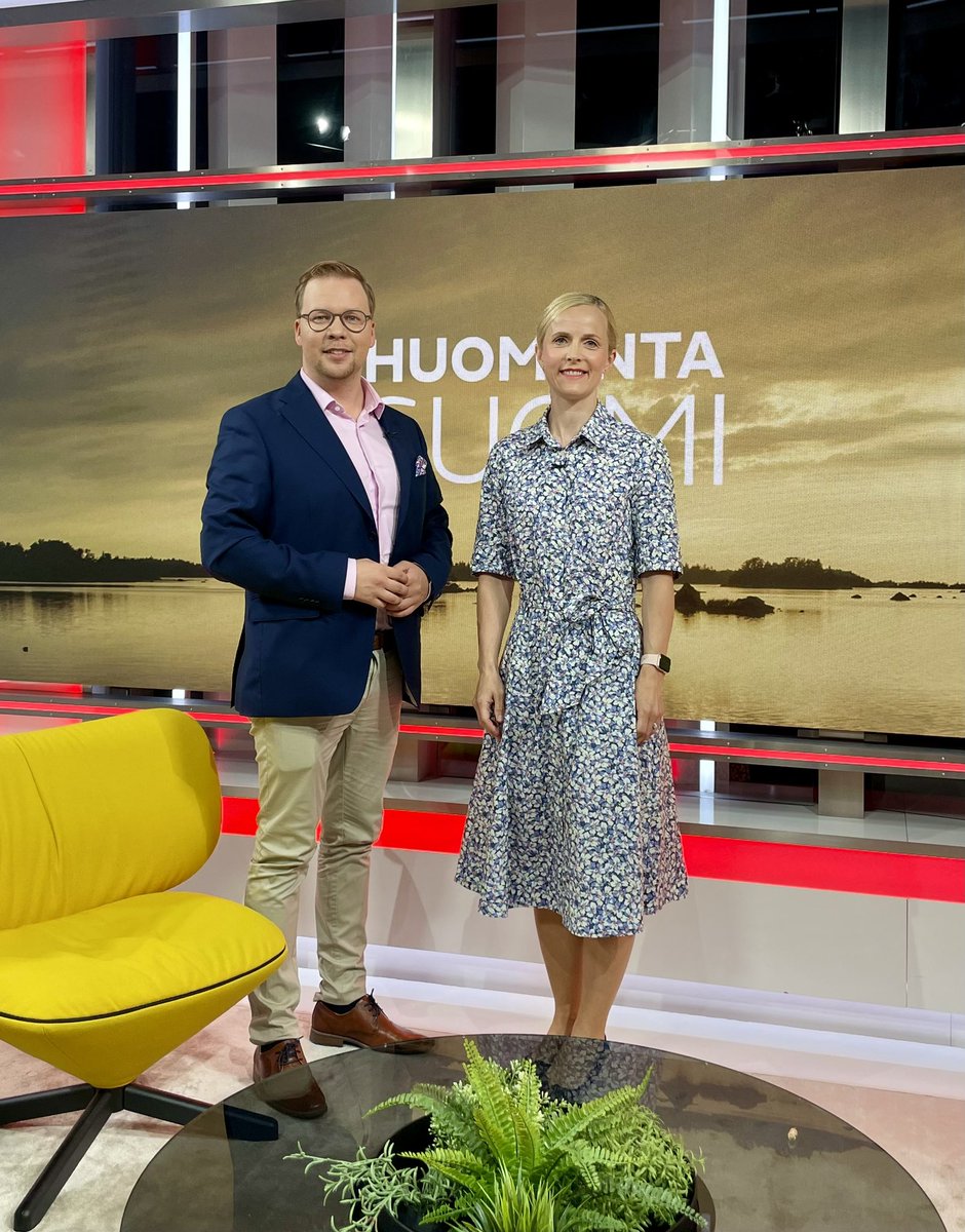 Kiitos kutsusta <a href="/huomentasuomi/">Huomenta Suomi</a> haastatteluun! <a href="/EerikkiPitkanen/">Eerikki Pitkänen</a> haastattelussa teemana itsehoitolääkkeet. Usein juuri yleisimmin käytetyt itsehoitolääkkeet ovat niitä, joihin liittyy lääkitysturvallisuusriskejä. #huomentasuomi #mtvuutiset #apteekki