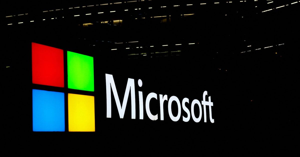 Reuters's tweet photo. Microsoft cloud outage causes airlines to ground flights https://t.co/sh84F3YOr6 https://t.co/o6EVfQ1b1e