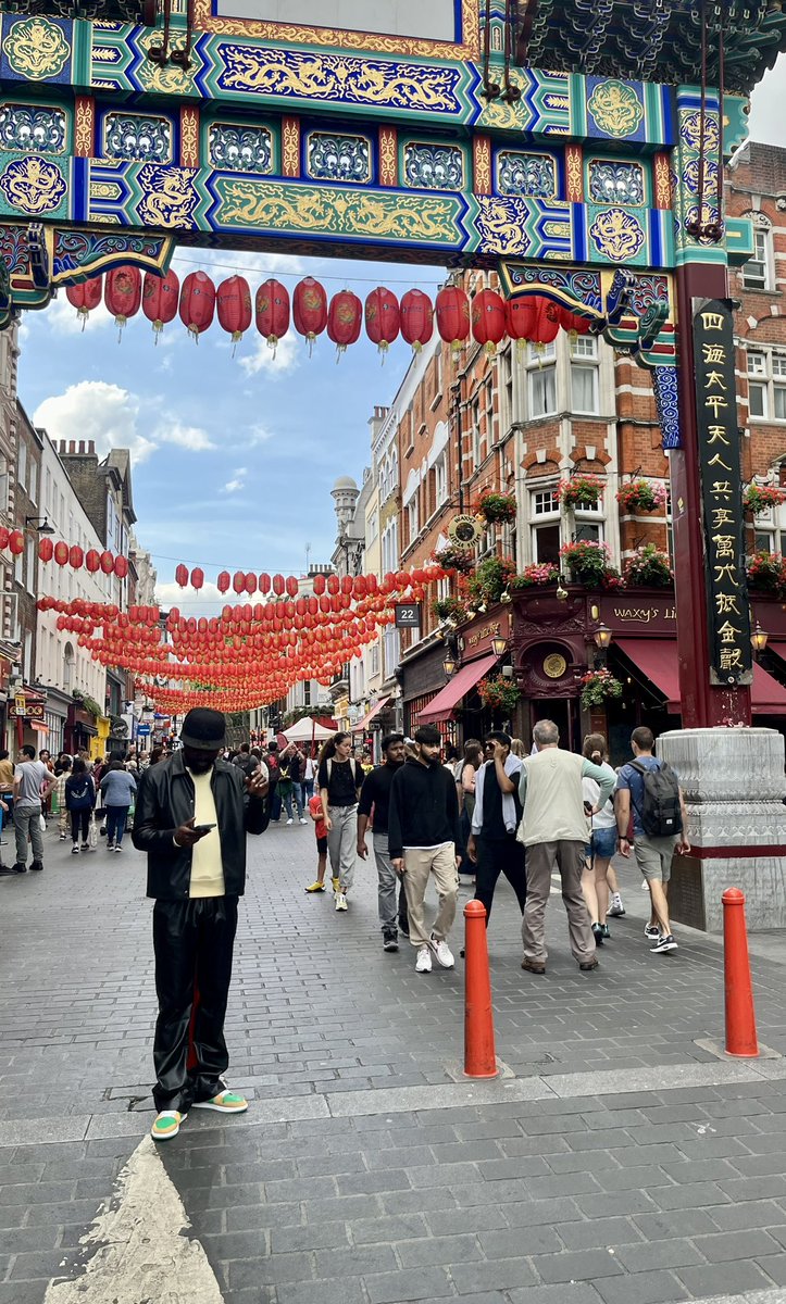 _Uchena's tweet image. 强者世界中年日月同辉千年 
上帝是最伟大的

#探索 
#探索页面