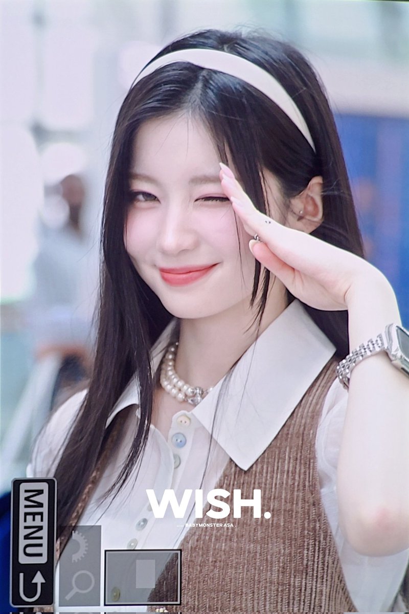 wish__asa's tweet photo. 240719 프리뷰3 🤍

✈️  고고 🤍🤍

#BABYMONSTER #베이비몬스터
#아사 #ASA #榎並杏紗 #ENAMIASA https://t.co/ApjJIXYiHL
