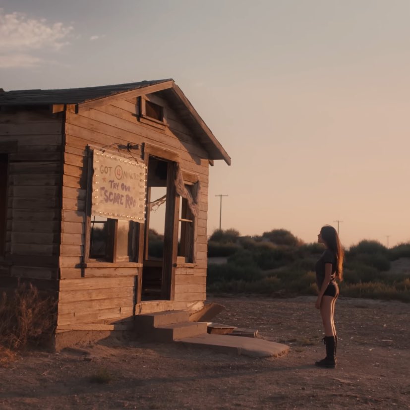 bett3roffv's tweet image. #15MINUTES SONG OF THE YEAR
OH MY GOD IT’S SOOOOOOO GOOD