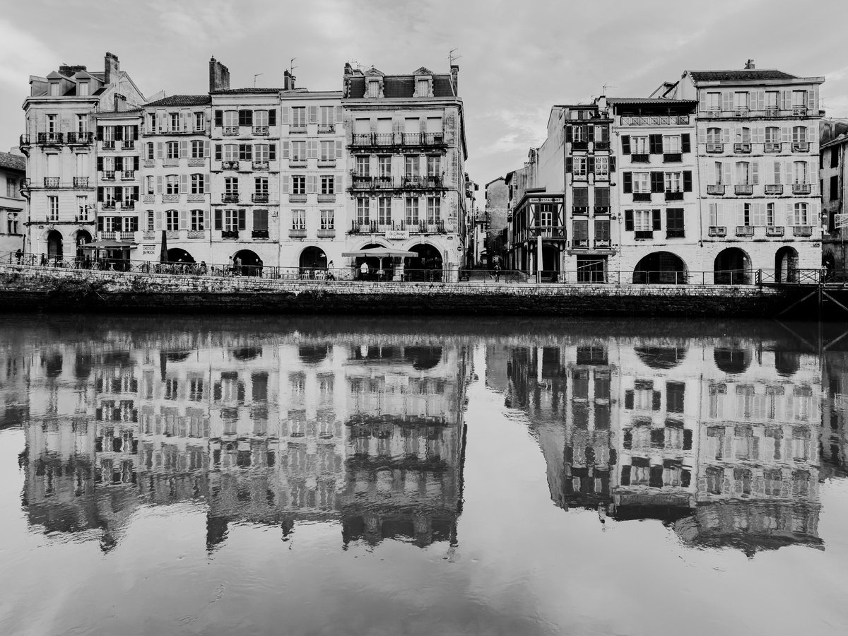 sandradimbour's tweet photo. #bonjour
#tipical #view 🙂 #bayonne #paysbasque #nouvelleaquitaine #SudOuest #france
Color version 👉 answer
#nopeople #street #river #adour #cityview #cityscape #oldcity #streetphotography #lensonstreets #lensculturestreets #shotbyme #shotonlumix #sudouest_photographie https://t.co/V0g96gyOJj