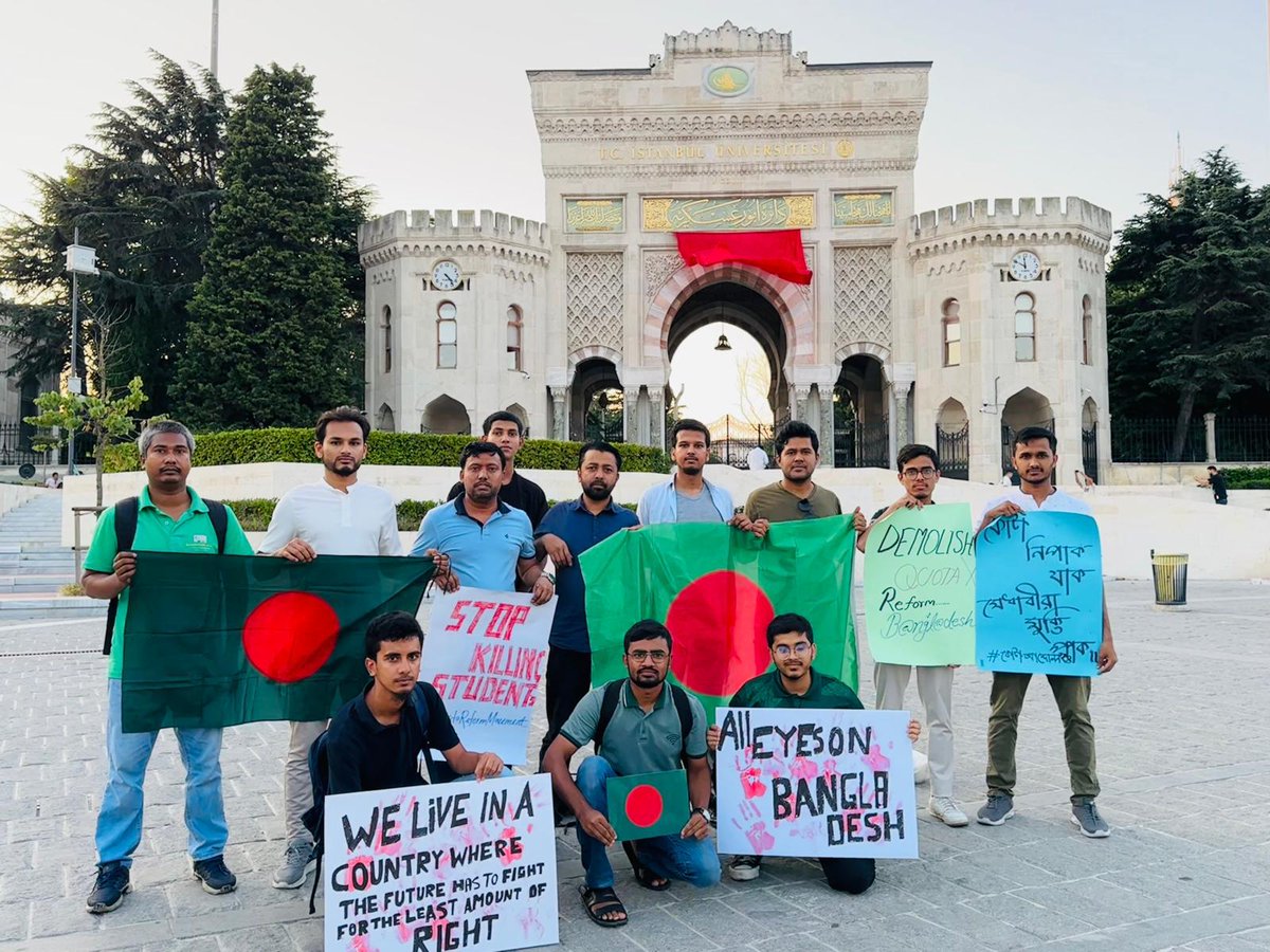 nomakhan_'s tweet photo. #StarLinkforBangladesh  
#StepDownHasina 
#DhakaUniversityUnderAttack
#DUUnderAttack \
#QuotaReformMovement 
#কোটা_সংস্কারচাই
#কোটাআন্দোলন২০২৪ 
#NoMoreQuotha 
#ProtectStudents
#SaveStudents
#FocusOnBangladesh
#ALjazerra
#Bbcnews 
#CNN
#TheWashingtonPost
#TheNewYorkTimes https://t.co/gZ1dtGsx6L
