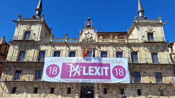 jjalonso_grx's tweet photo. @AndaluciaJunta #granadexit
#Andalucia es #asfixiante para la @RegionGranada https://t.co/cY2ExnNEUA