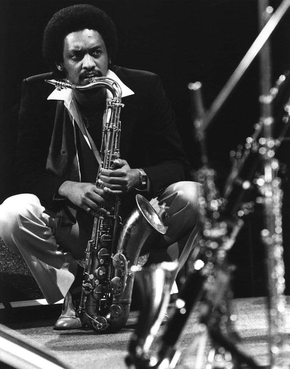 newjazzunited's tweet photo. 🎷 Chico Freeman at the Montreux Jazz Festival, in Montreux, Switzerland, July 18, 1981.

Photo by Dany Gignoux. https://t.co/fMCGDs6jO4