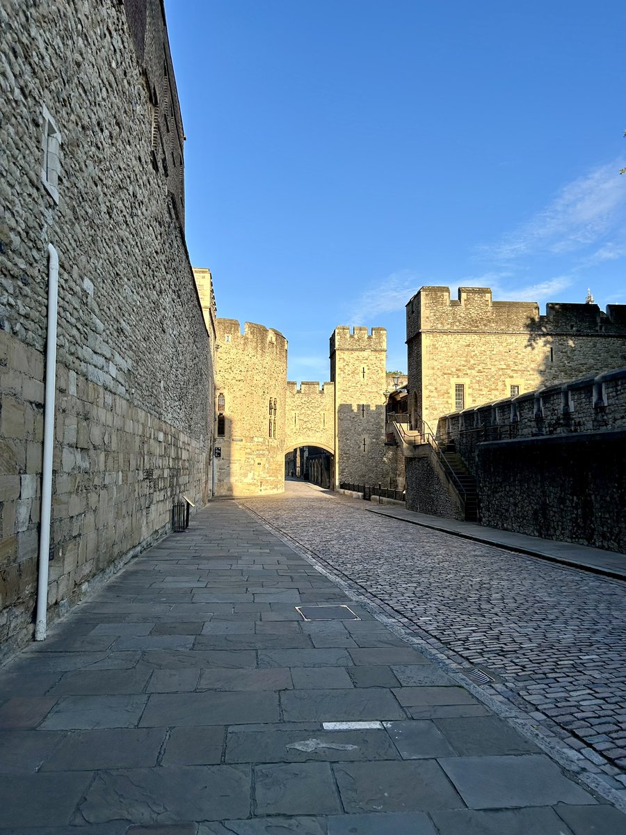 Simon Addison tweet media